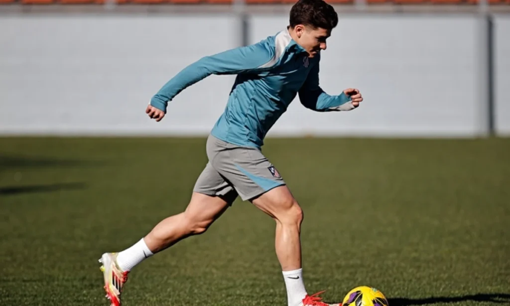 Atlético de Madrid se prepara para el gran derbi contra el Real Madrid en el Santiago Bernabéu