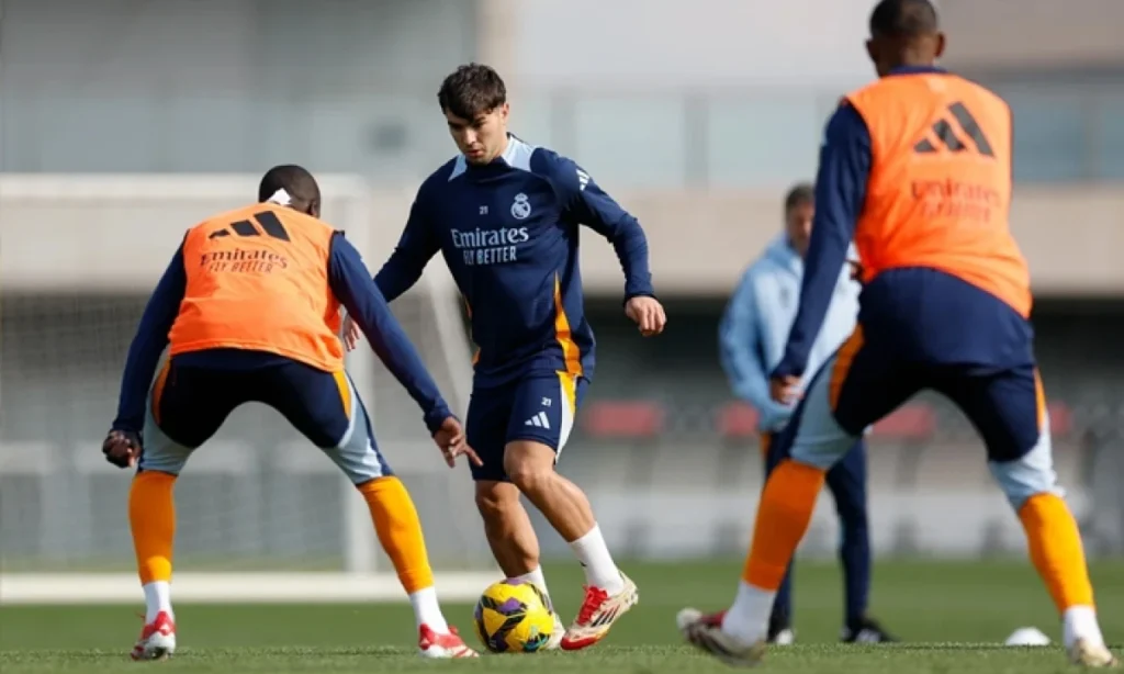Bajas importantes en el entrenamiento del viernes: Valverde