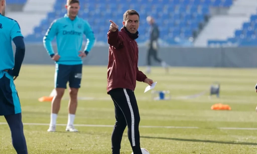 Cissé se aleja del campo mientras Tapia regresa a la acción: ¿qué significa para la Liga Fantasy?