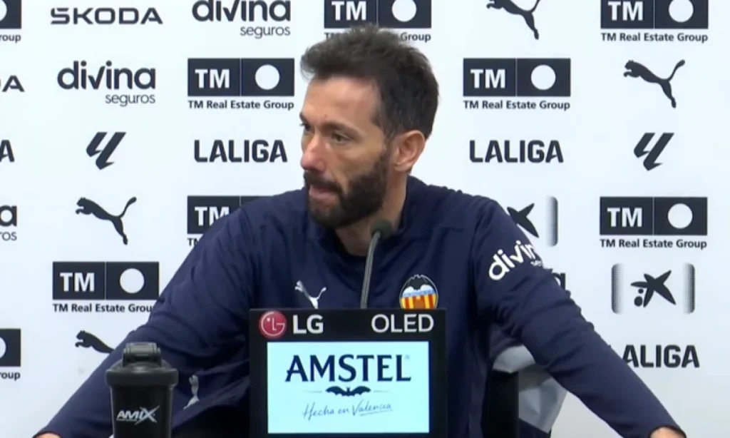 Corberán desvela secretos de Foulquier, Diakhaby y el futuro del Villarreal en la Liga Fantasy