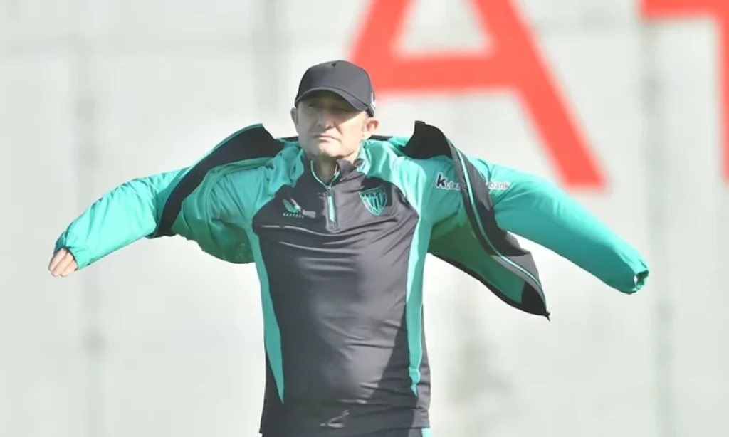 El Athletic se prepara en Lezama sin sus estrellas Sancet
