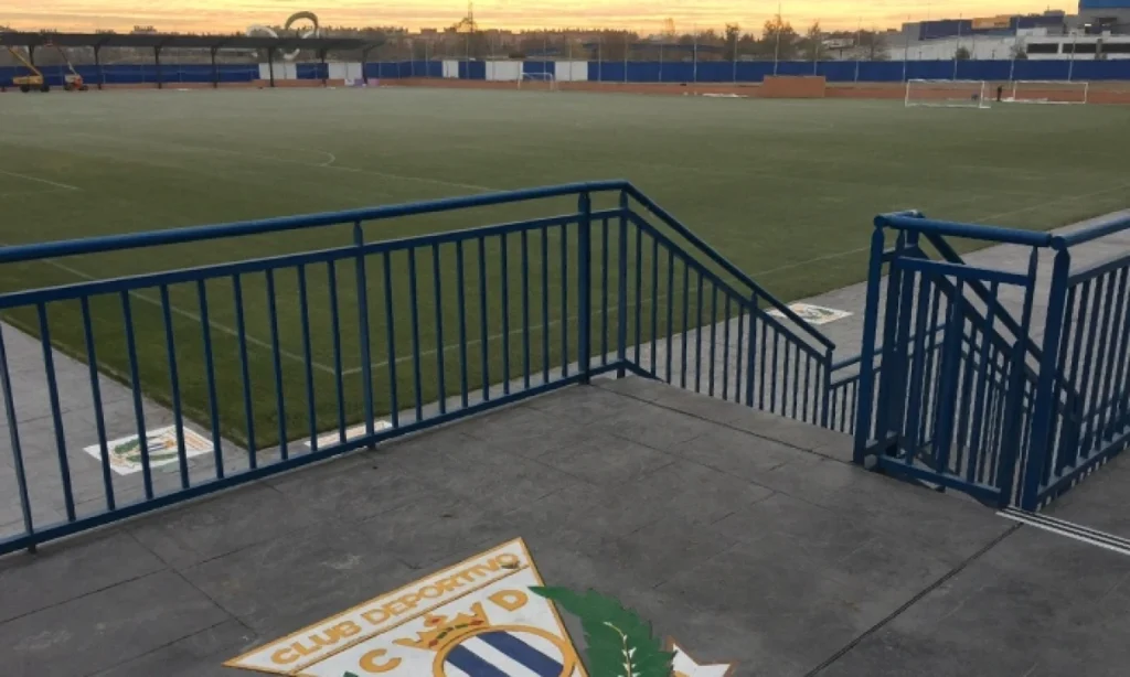El CD Leganés se prepara para el desafío ante el Deportivo Alavés tras un día de descanso y varias bajas importantes.