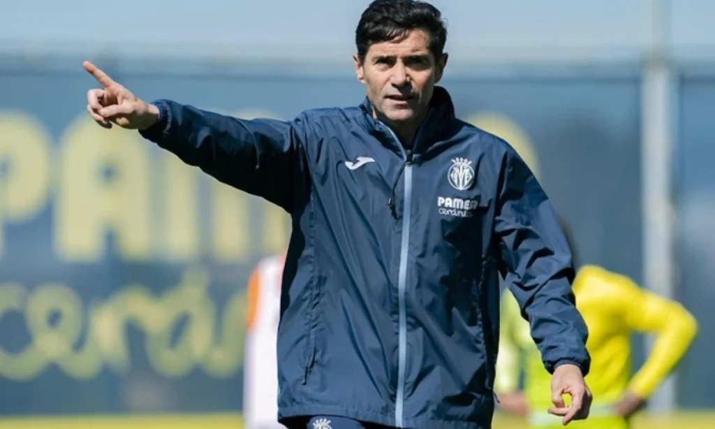El Villarreal opta por el misterio sobre Kiko Femenía