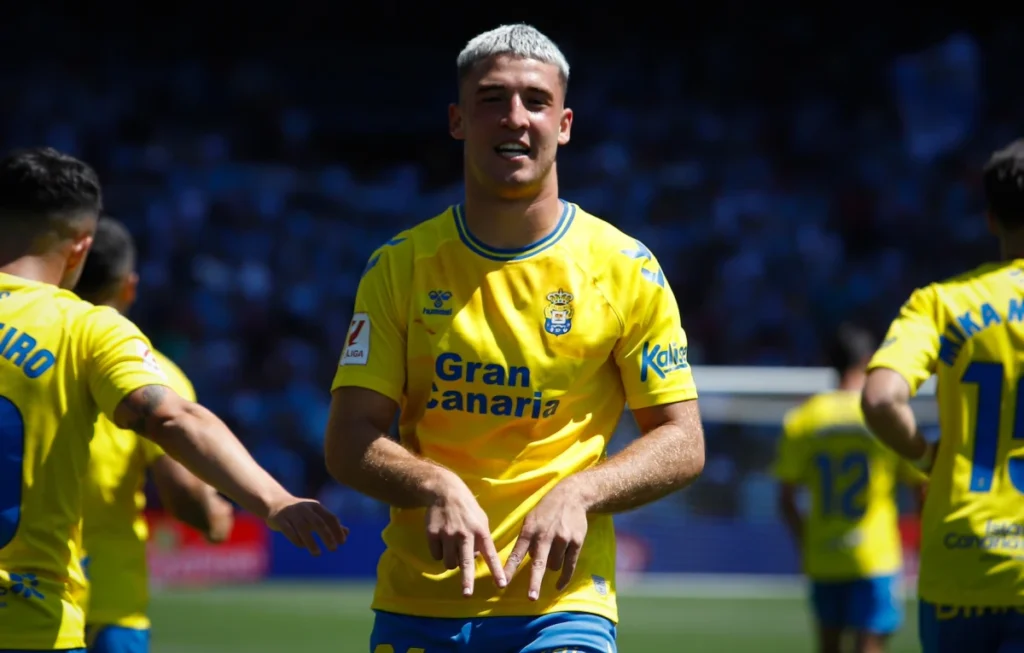El enigma de Diego Martínez: ¿Zurdo o diestro? La clave que puede cambiarlo todo en la Liga Fantasy