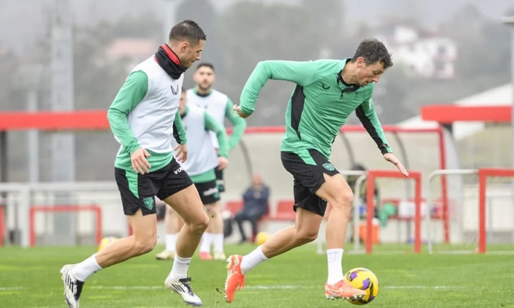 Iñaki Williams y Prados se reincorporan al equipo, solo Djaló se queda fuera