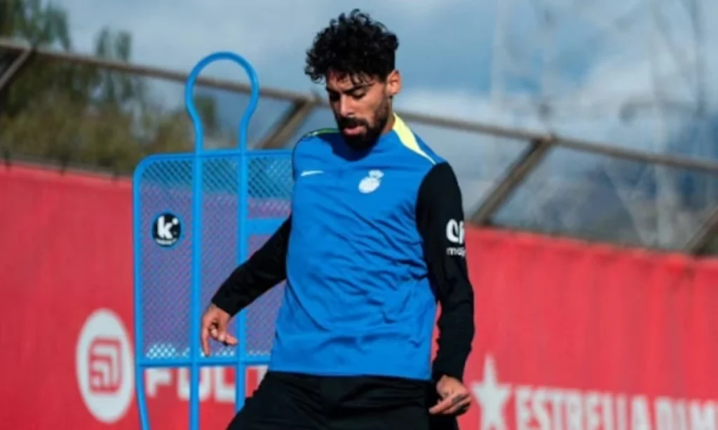 Morlanes y Samu Costa brillan en su semana de entrenamiento