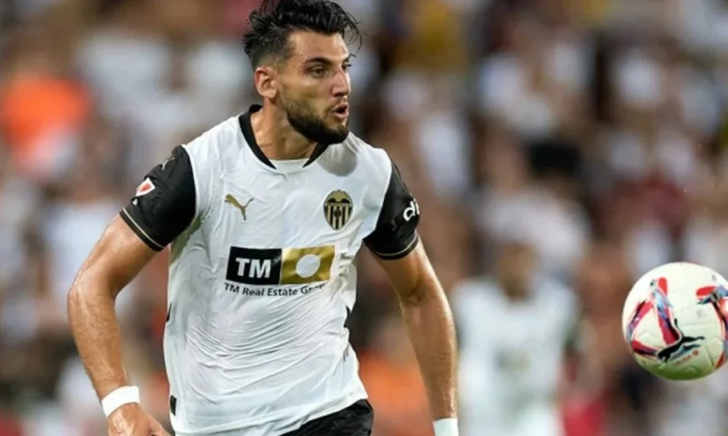 Rafa Mir se acerca al Club Tijuana: ¿un nuevo destino en su carrera?
