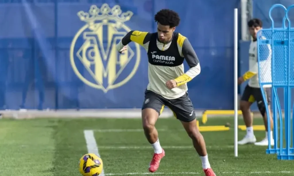 Sorpresa en el entrenamiento: Gerard Moreno y Kiko Femenia se ausentan este miércoles