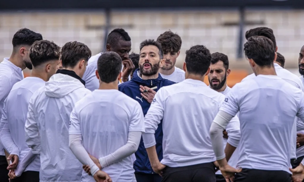 Valencia afina su estrategia con una sola baja clave: ¿qué nos espera?
