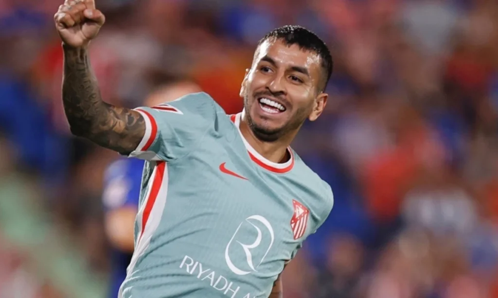 Ángel Correa en la cuerda floja: podría enfrentar cuatro partidos de sanción