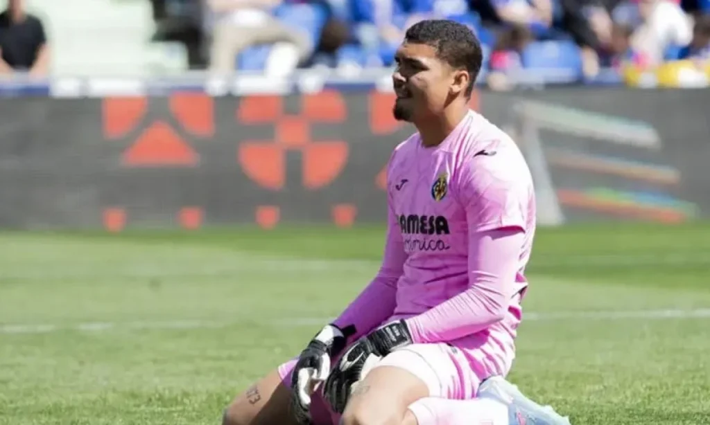 El Acierto Inesperado: Luiz Junior Brilla tras el Error de Marcelino