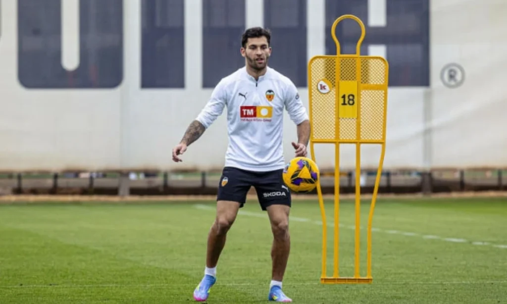 Hugo Duro se une al trabajo en equipo esta semana
