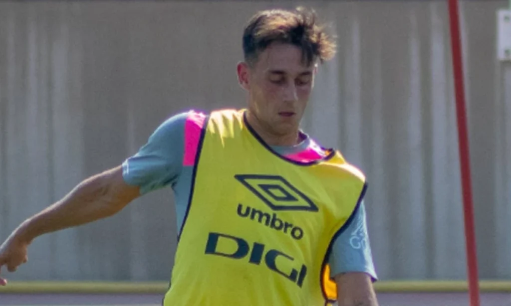 Iñigo Pérez reintegra a Pedro Díaz y a los internacionales