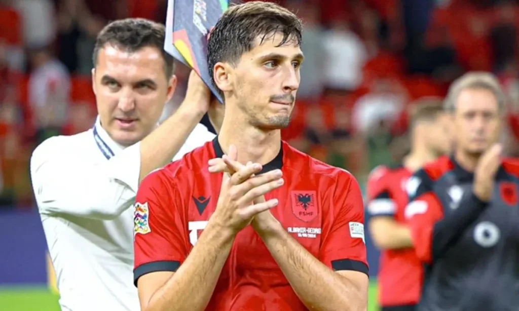 Kumbulla se ausenta del entrenamiento con Albania por molestias