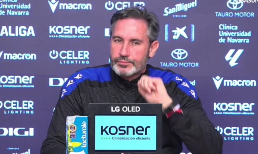 La inesperada decisión de Vicente Moreno que podría cambiarlo todo en la defensa del equipo y su impacto en el Valencia