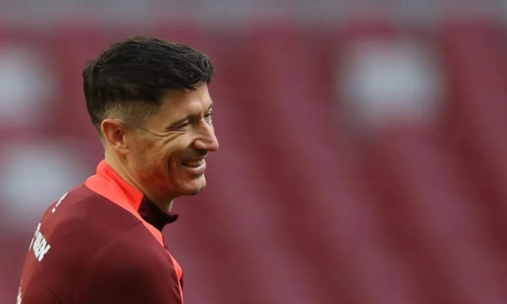 Lewandowski regresa: listo para el banquillo ante Malta