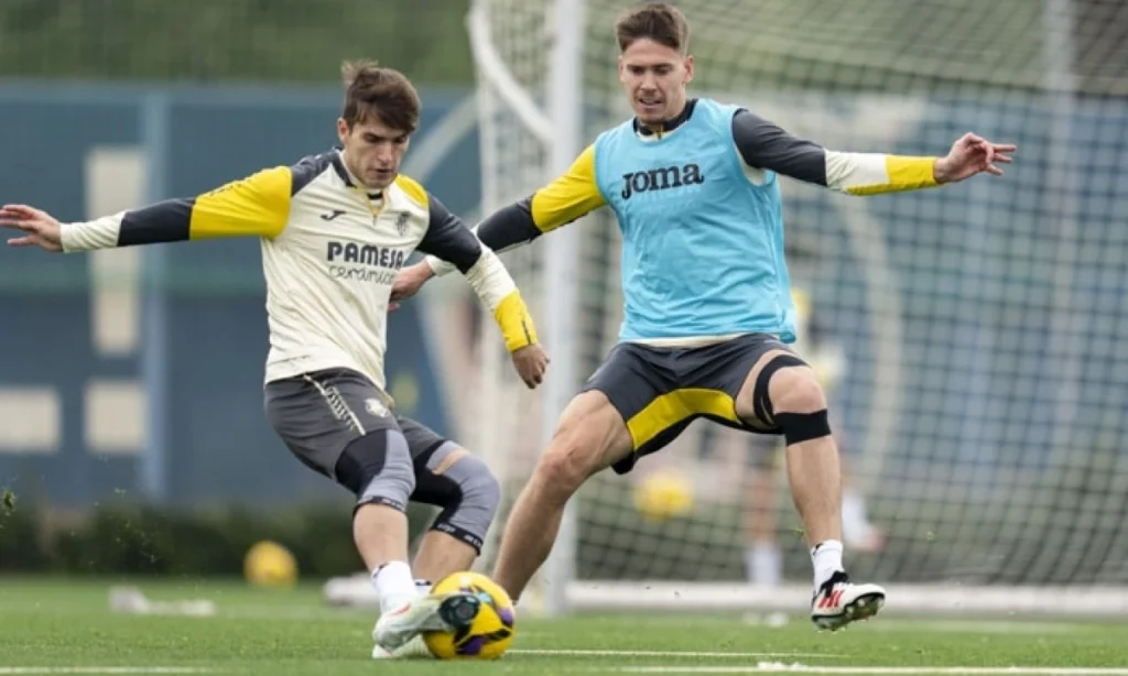Marcelino Reincorpora Internacionales; Pape Gueye Continúa Aislado