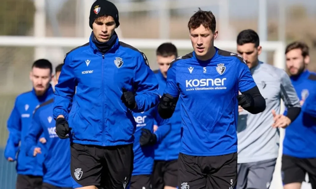 Osasuna entrena con bajas clave: Boyomo