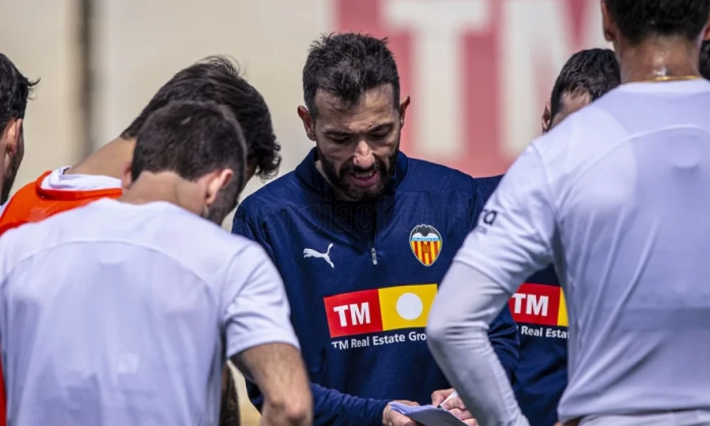 Sadiq se ausenta del entrenamiento por virus