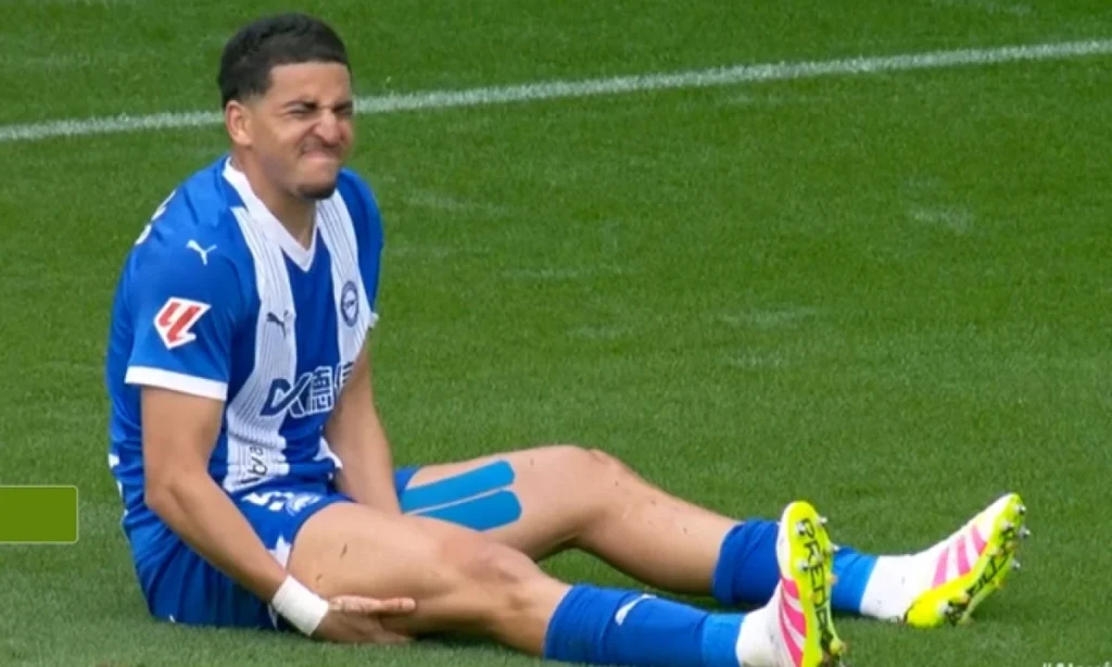 Abqar se lesiona y abandona el partido por isquiotibiales