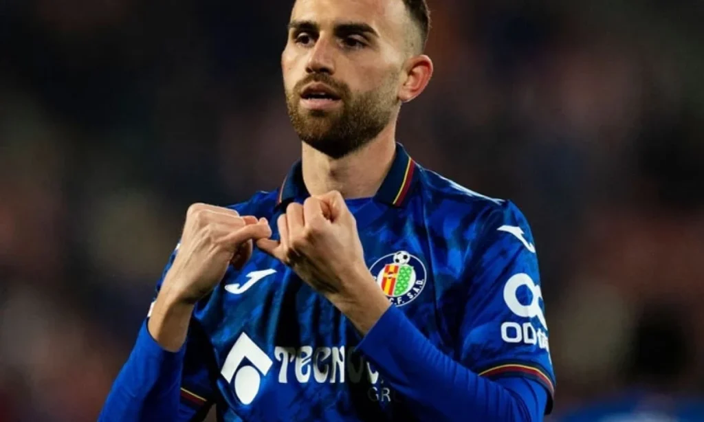 Borja Mayoral y el desafío de las titularidades perdidas