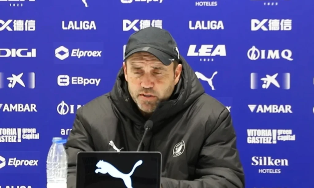 Coudet respalda a Owono y anticipa el choque con el Real Madrid