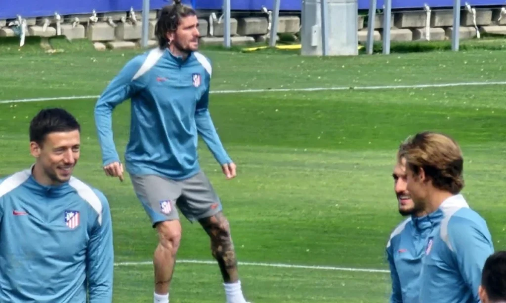 De Paul y Samuel Lino destacan en el entrenamiento del jueves