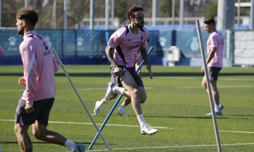 El Espanyol arranca la semana con la única ausencia de Gragera