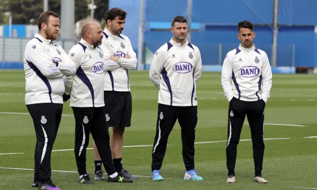 El Espanyol progresa en su pretemporada sin Oliván ni Gragera