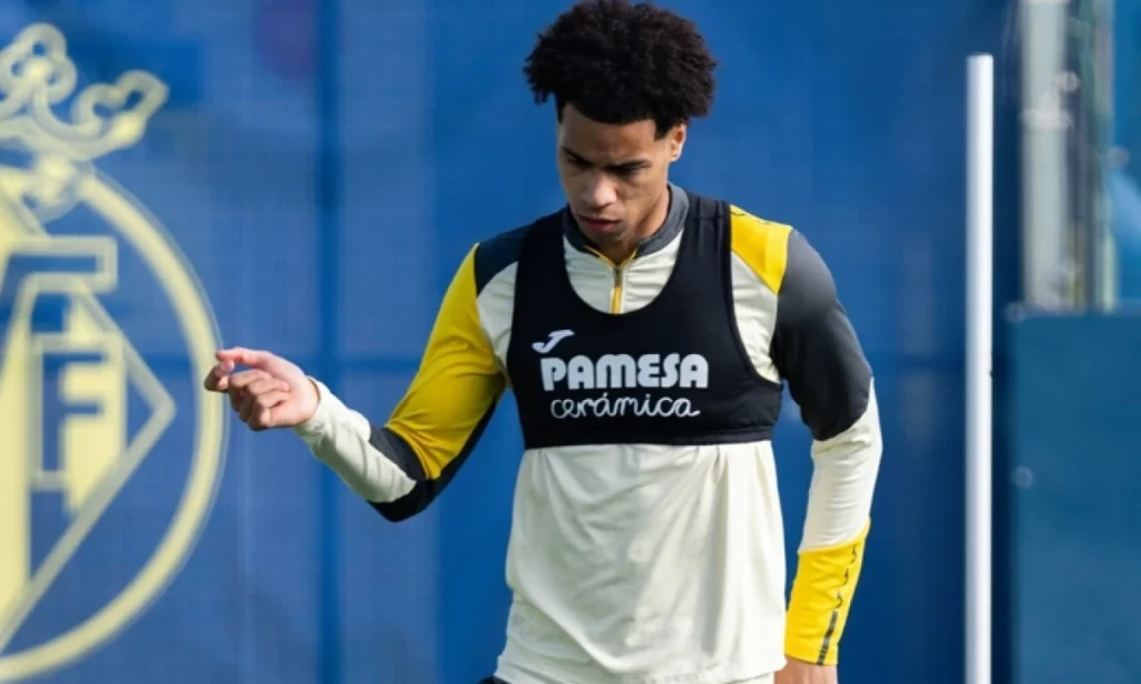 Gerard Sigue Fuera, Buchanan Muestra Mejoría