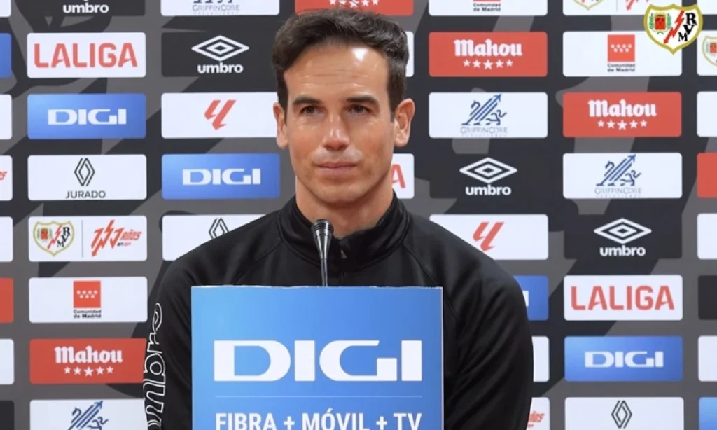 Iñigo Pérez analiza a Camello, Isi y el futuro del Valencia