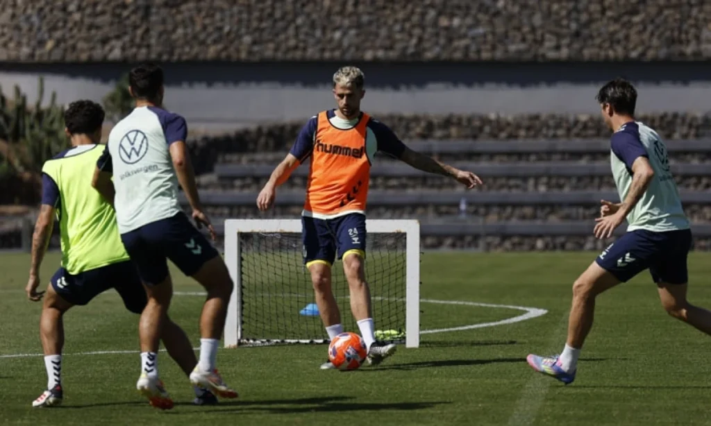 Las Palmas arranca la semana con tres ausencias clave