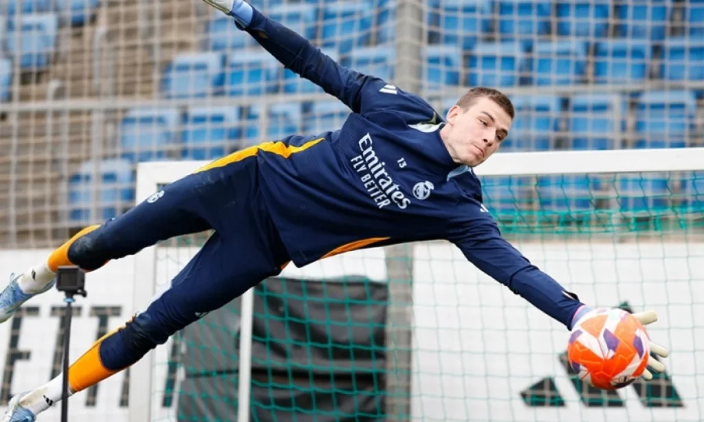 Lunin regresa, Mendy se mantiene al margen