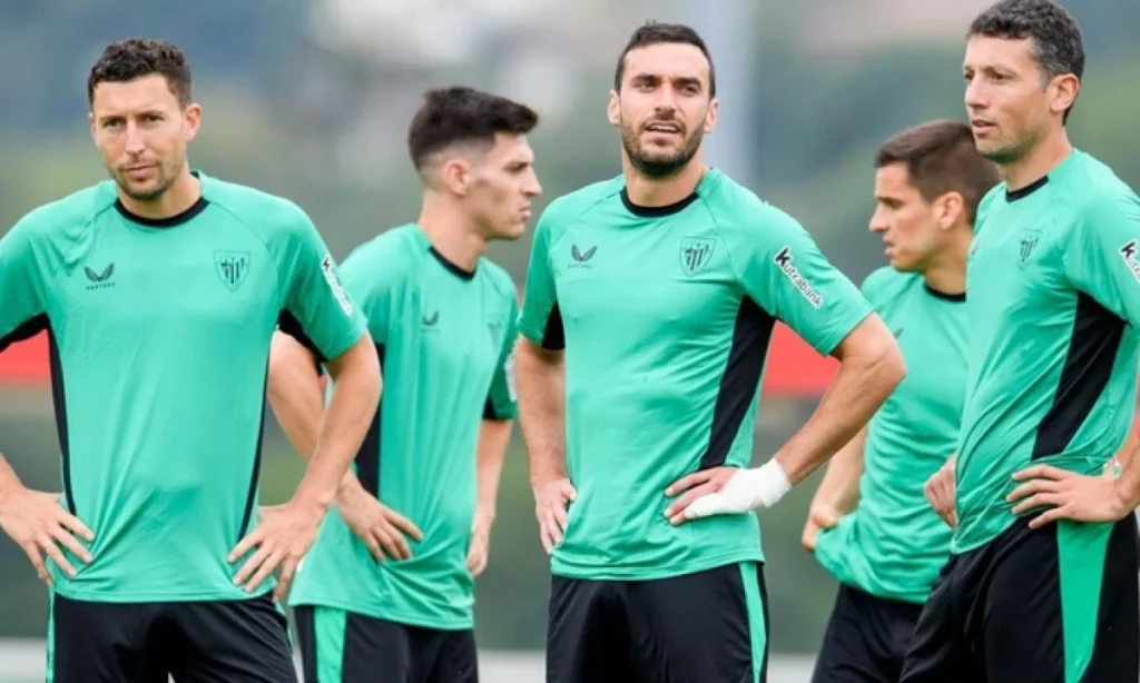 Nico Williams se ausenta del entrenamiento del lunes