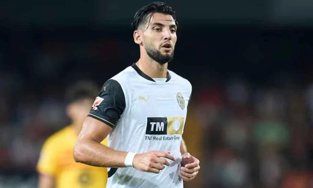 Rafa Mir listo para enfrentar al Sevilla sin cláusula del miedo