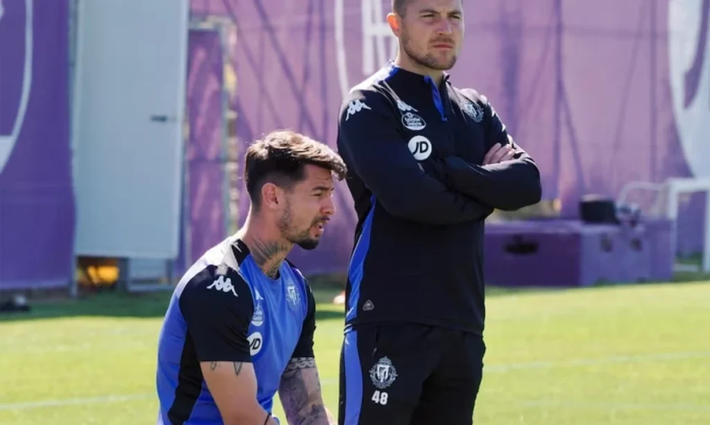 Recuperación y ausencias: Pérez y Latasa al frente