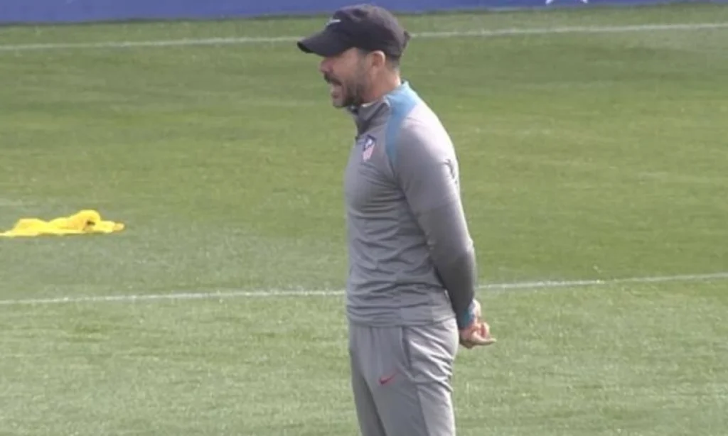 Simeone ensaya con Le Normand, Koke y Sorloth en su once ideal
