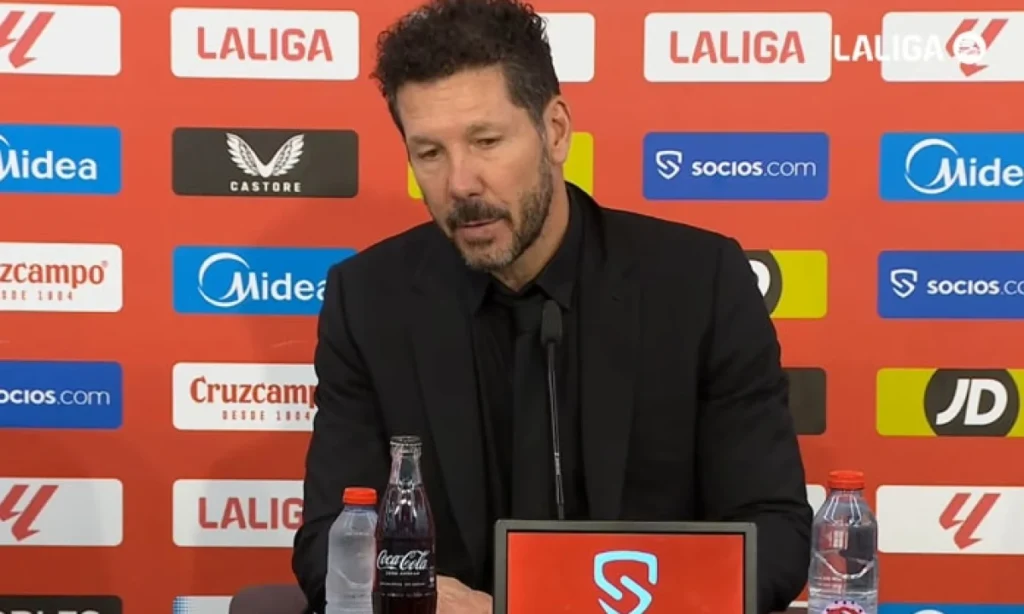 Simeone festeja la victoria y destaca a Riquelme, Lemar y Witsel